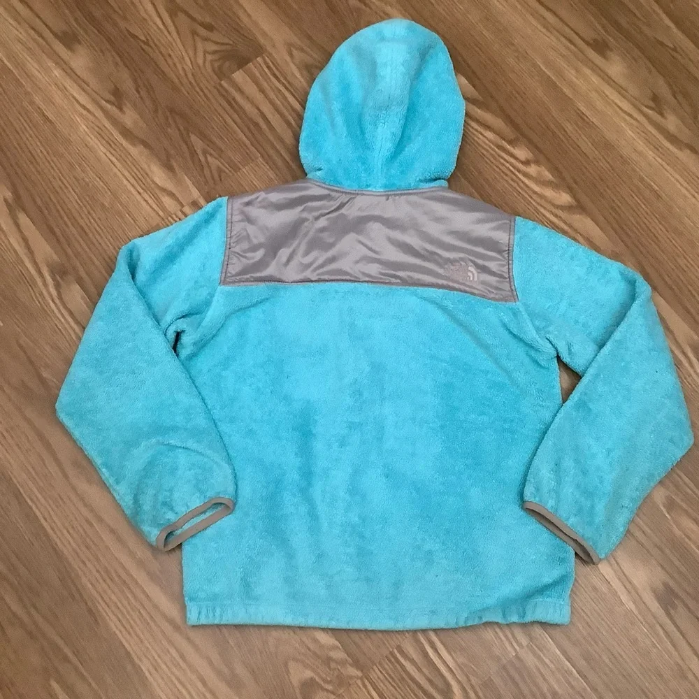 The North Face stay warm